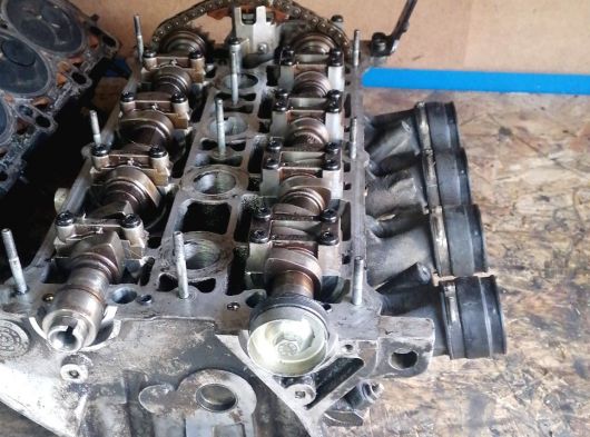 1.8T 20V AEB APU AWT SİLİNDİR KAPAĞI PASSAT EGR Lİ ÇIKMA PARÇA